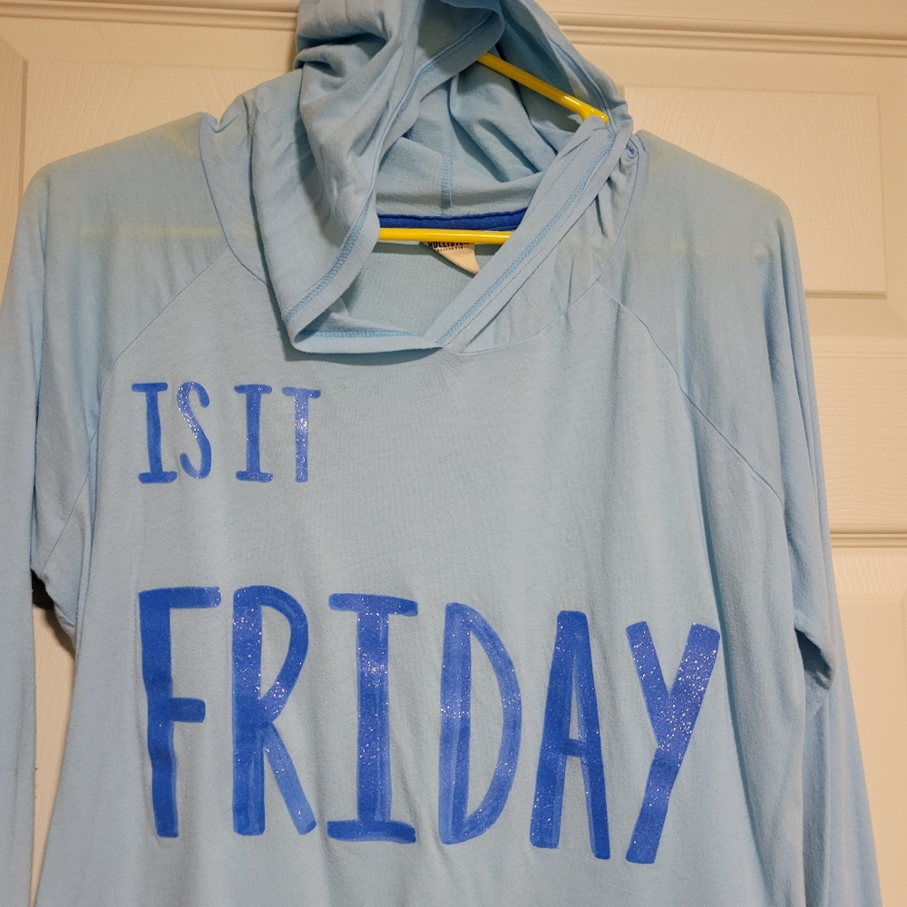 Hollister Long Sleeve T-shirt